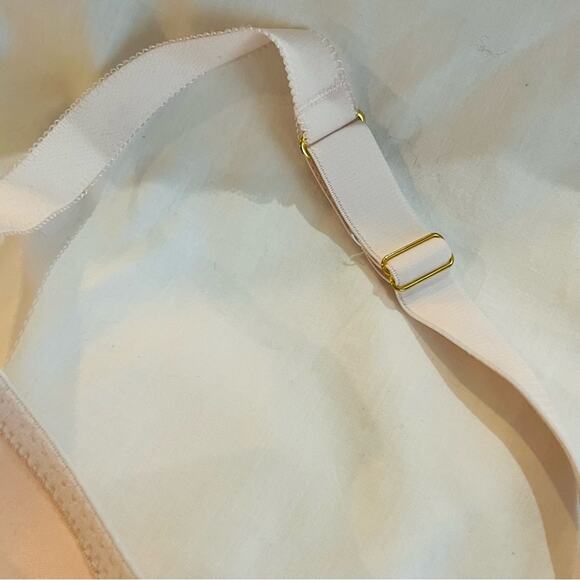 Rachel By Rachel Roy light pink lace padded bra 38DD gold tone accents6 - Picture 11 of 16